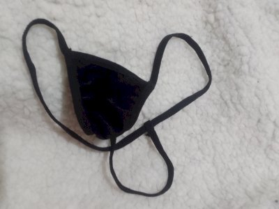 Calcinha fio dental preta