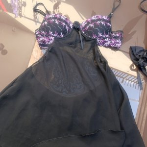 Camisola sensual usada