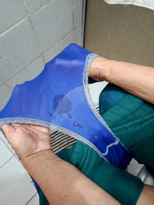 CALCINHA COM ESPERMA, MUITO USADA.