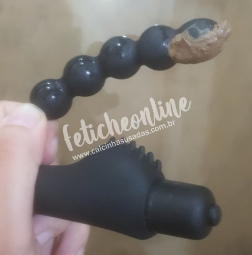 Vibrador anal com scat e videozinho