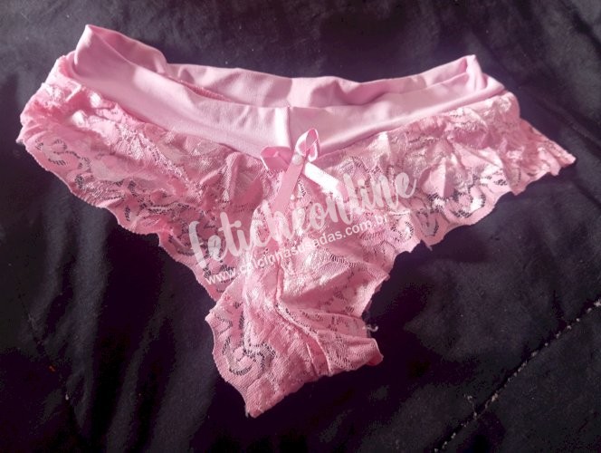 Calcinha usada renda rosa bebê 