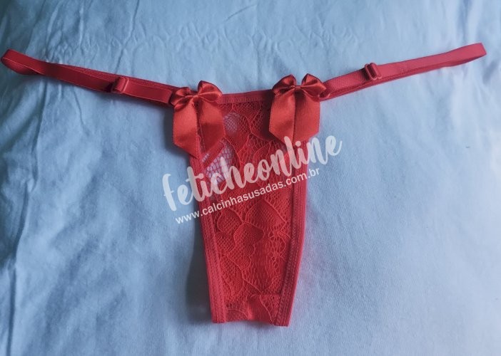 Calcinha vermelha rendinha de fio 